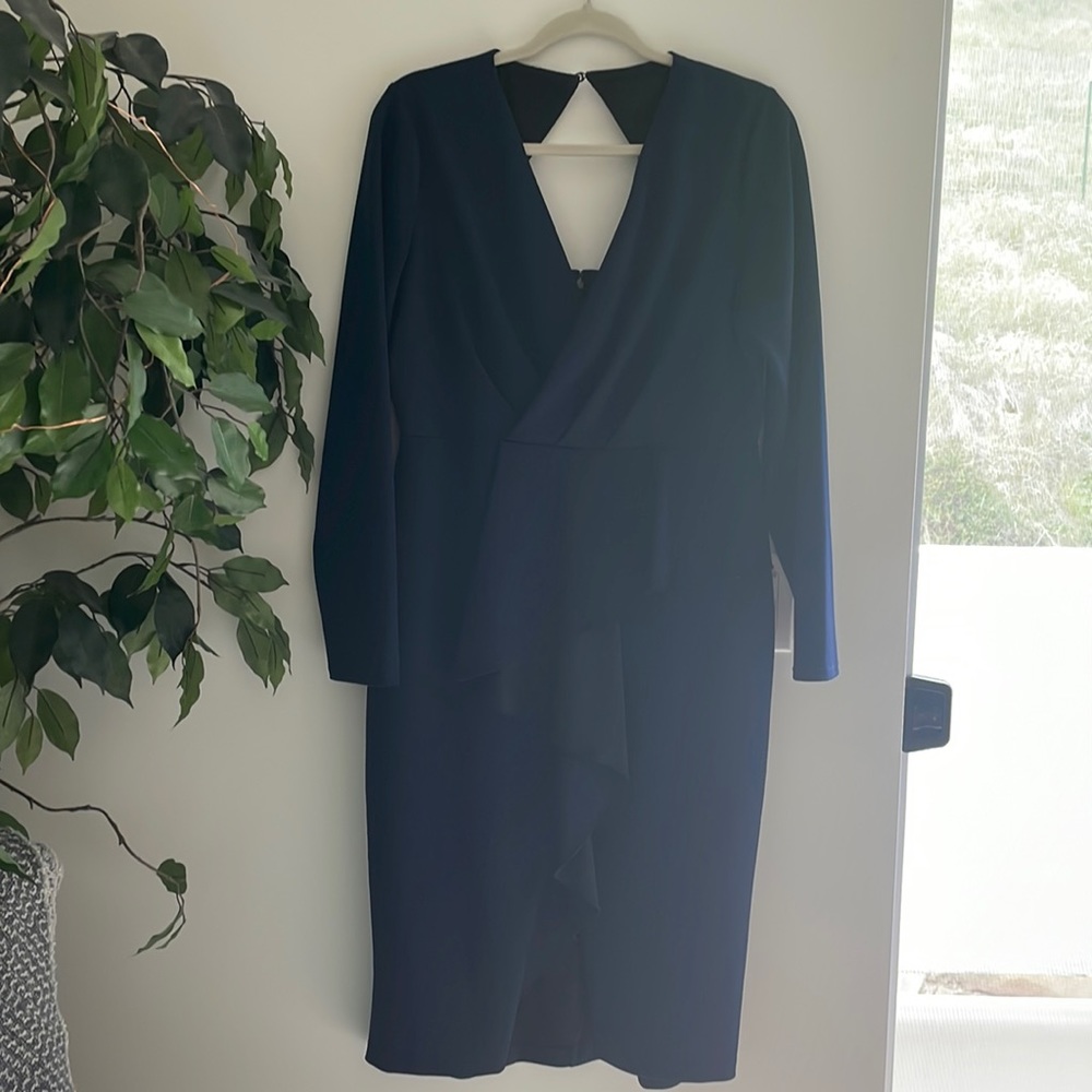 Slate & willow navy ruffle dress. Knee length size XL